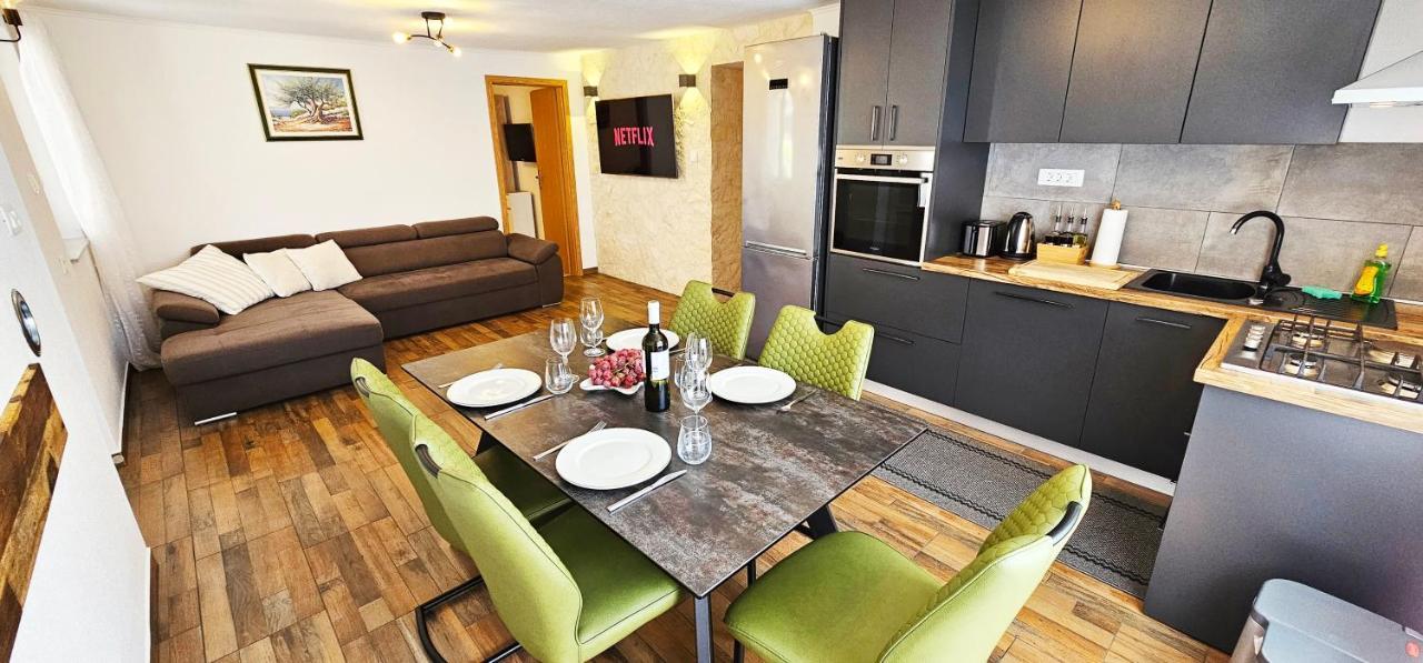 Modern 3Br Apartments In Zadar With Balcony Or Terrace, Free Parking & Ac Exterior foto